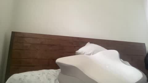 legallybrun91 online show from April 12, 9:31 pm