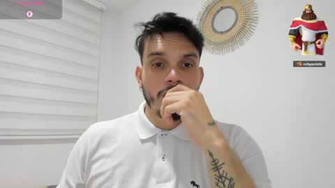 Alejandro online show from December 15, 1:57 am