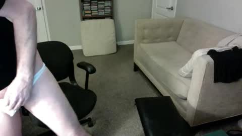 legs999 online show from February 24, 2:15 pm