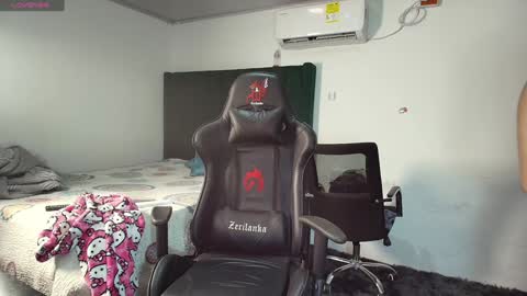  Lei  online show from February 1, 12:40 am