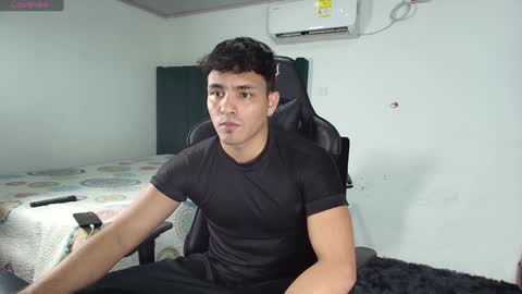  Lei  online show from February 7, 7:17 pm