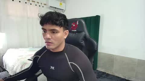  Lei  online show from September 12, 7:36 pm