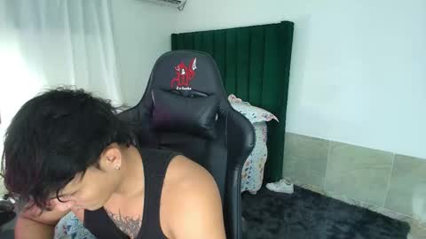 Snapshot of lei_77 chatting on February 28, 5:08 am Lei online show from February 28, 5:08 am