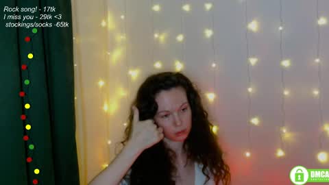 Snapshot of leia_bell chatting on May 17, 7:10 pm hey Im Leia and I love rock online show from May 17, 7:10 pm