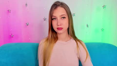 leiawow online show from December 19, 8:54 am