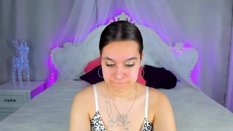 Snapshot of leiawow chatting on May 26, 8:54 am leiawow online show from May 26, 8:54 am