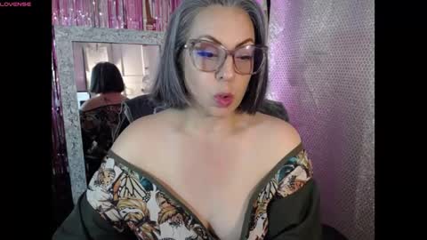 Leidy Brenda online show from January 13, 6:59 pm