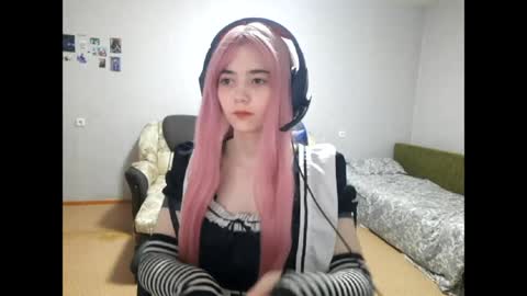 Viola online show from April 16, 9:37 pm