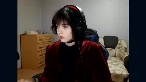 Viola online show from May 5, 9:45 pm