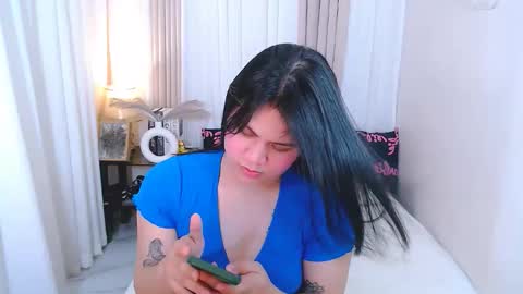 Cailey online show from November 5, 2:06 pm