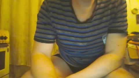 Snapshot of leila472952 chatting on December 9, 10:09 pm Sergey online show from December 9, 10:09 pm