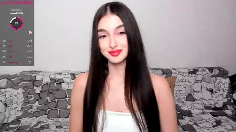 Leila online show from February 5, 3:16 pm