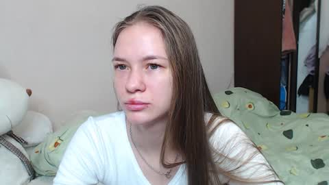 leila_bambi_ online show from January 22, 6:31 pm