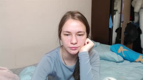 leila_bambi_ online show from February 16, 9:59 pm