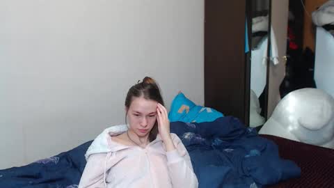 leila_bambi_ online show from February 22, 5:23 am