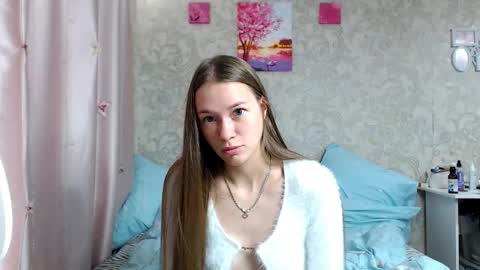 leila_bambi_ online show from September 12, 5:29 am