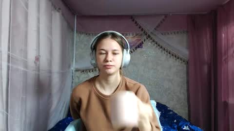leila_bambi_ online show from November 14, 11:53 am