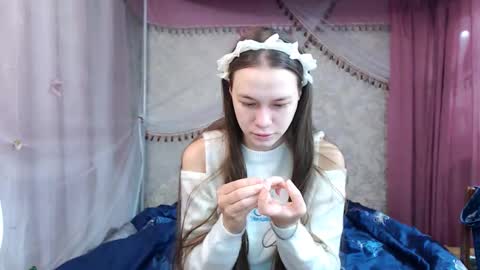 leila_bambi_ online show from February 5, 10:14 pm