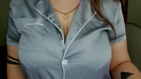 Leila online show from March 13, 5:25 am