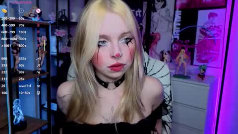 Snapshot of leiladwight chatting on October 7, 6:16 pm Leila online show from October 7, 6:16 pm