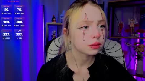 Snapshot of leiladwight chatting on January 14, 1:39 pm Leila online show from January 14, 1:39 pm