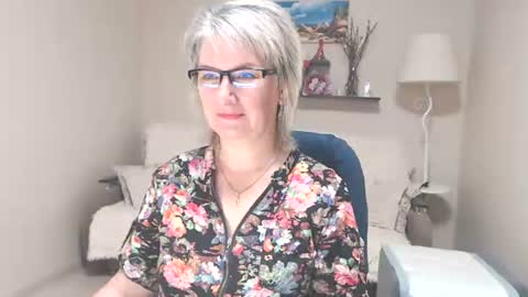 Leila Kinky online show from June 23, 3:04 am