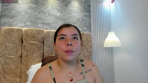 leilapons online show from November 1, 4:42 pm