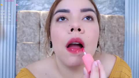 leilapons online show from February 26, 7:46 pm