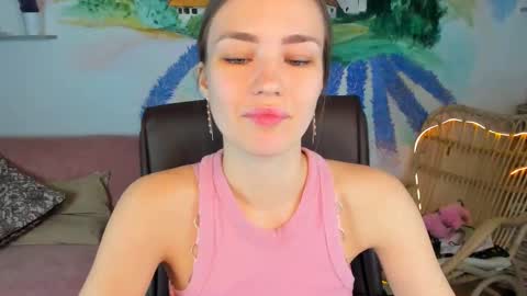 Snapshot of leilarai chatting on February 15, 3:28 pm Leila Rai online show from February 15, 3:28 pm