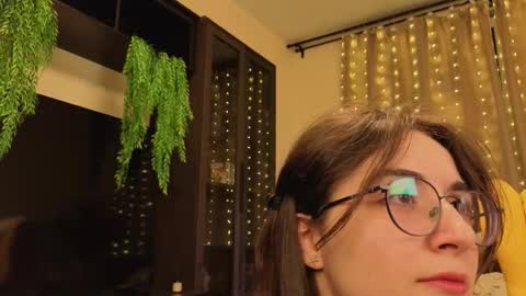Snapshot of lekishaoderkirk chatting on October 1, 4:13 pm Luna online show from October 1, 4:13 pm