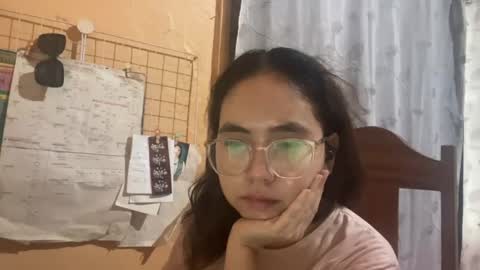 Kira   online show from May 15, 7:37 am