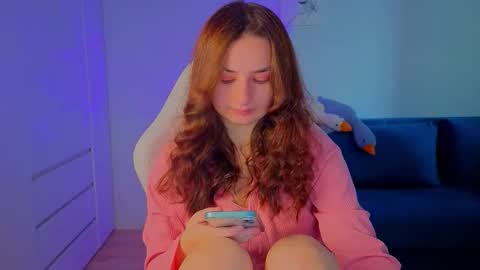 Lelia online show from September 23, 12:08 pm