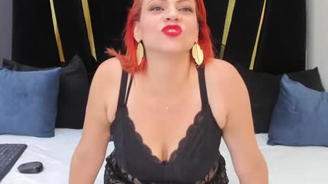 Leloo  online show from April 29, 11:44 pm