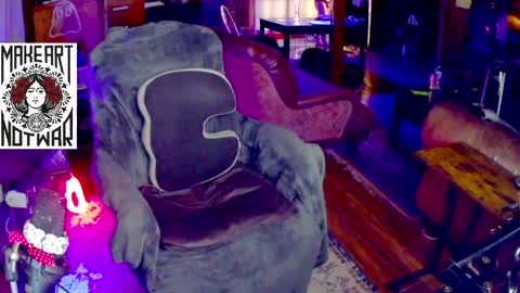 Snapshot of lemon_stealing_whore chatting on March 28, 11:15 pm Lemon Stealing Whore online show from March 28, 11:15 pm