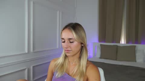 Lena online show from October 8, 2:36 pm