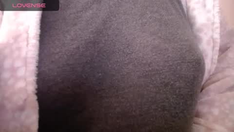 lenagolden online show from November 22, 12:04 pm