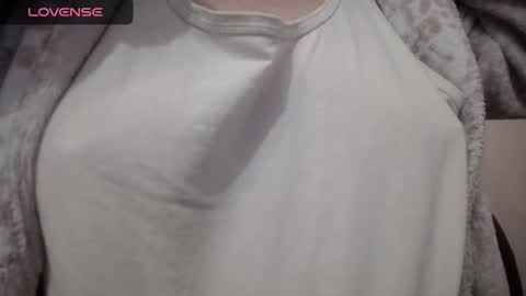 lenagolden online show from December 15, 12:53 pm