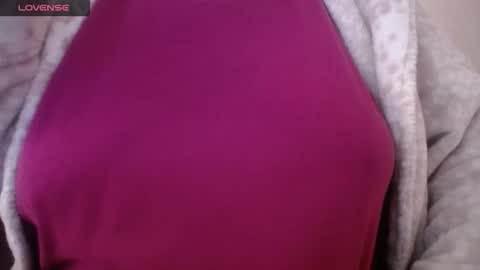 lenagolden online show from April 12, 11:48 am