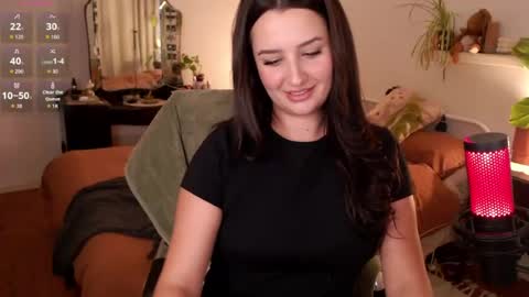 Snapshot of lenas_room chatting on July 13, 5:43 am Lenas room online show from July 13, 5:43 am