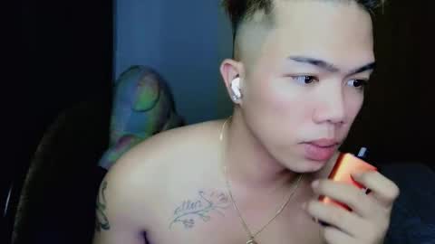 lena online show from April 16, 9:39 pm