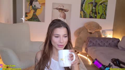 Lenna Goddess online show from February 7, 6:45 am