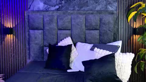 Snapshot of lenna_s chatting on October 13, 9:48 pm lenna_s online show from October 13, 9:48 pm