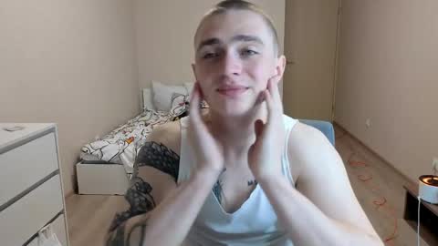 Snapshot of leo__miller chatting on May 26, 9:00 pm LEO online show from May 26, 9:00 pm