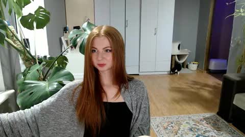 Leo and Lori online show from March 22, 1:20 am