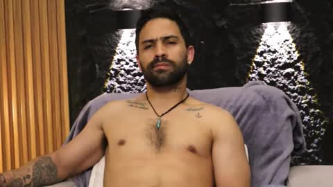 Leo  Diaz online show from February 3, 6:22 am