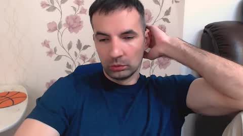 Snapshot of leo_gianni chatting on May 12, 8:55 am Leo Gianni online show from May 12, 8:55 am