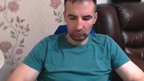 Snapshot of leo_gianni chatting on May 13, 10:12 am Leo Gianni online show from May 13, 10:12 am