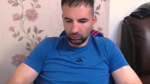 Snapshot of leo_gianni chatting on May 23, 2:21 pm Leo Gianni online show from May 23, 2:21 pm