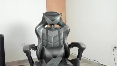 Leo Jones online show from April 17, 3:15 pm