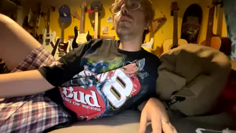 leo_rogers online show from September 18, 7:21 am